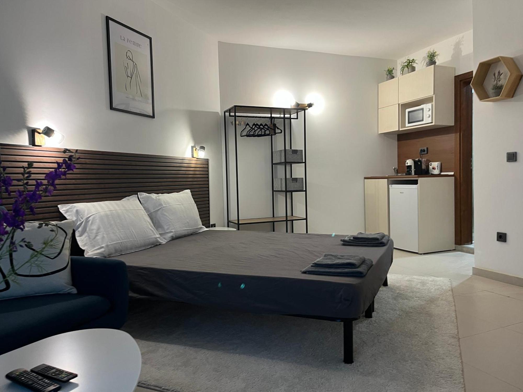 Golf Coast Boutique Studio With Sea View Topola Zewnętrze zdjęcie